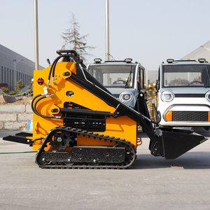 送料無料ミニスキッドステアローダーディーゼルエンジン小型クローラー/トラック/ホイール付きフロントローダーバケット付き - Product Image 3