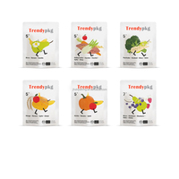 Pochette stérilisable pour bébé aux fruits (fraise, banane, pomme) avec bec verseur