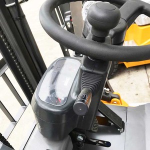 2025 Thiết Kế Mới Chất Lượng Cao Xe Tải Xe Nâng Nhật Bản Động Cơ Ban Đầu 1.5 Tấn 1.8 Tấn Xe Nâng - Product Image 4