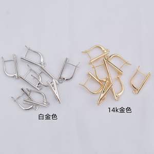 Accesorios para pendientes de oro de 14 quilates que conservan el color Forma de <span class=keywords><strong>U</strong></span> simple con hebilla para oreja colgante DIY pendiente semiacabado hecho a mano gancho para la oreja - Product Image 3