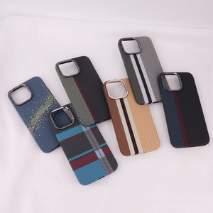 Étui de téléphone portable en PC à motif fibre de carbone avec support d'appareil photo magnétique, étanche et antichoc, design professionnel pour 16/15 - Product Image 2