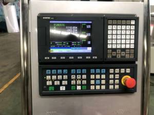 Fresatrice CNC per trapano a taglio profilo macchina in alluminio - Product Image 3