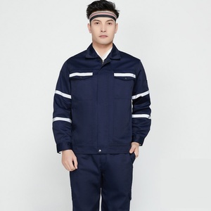 เสื้อผ้าเพื่อความปลอดภัยสำหรับงานก่อสร้าง ผลิตจากผ้าโพลีเอสเตอร์ผสมฝ้ายที่ทนทาน ชุดทำงานแบบมองเห็นได้ชัดเจนสำหรับช่างในโรงงานและคนงานอุตสาหกรรม - Product Image 4