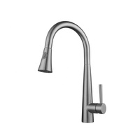Robinet de cuisine intelligent à capteur monté sur pont au design moderne avec noyau de valve en céramique, poignée unique, douchette extractible, finition en acier inoxydable