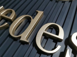 Kapalı veya açık reklam için özel düz kesim katı akrilik harfler ve sayılar-fabrika doğrudan tabela - Product Image 6