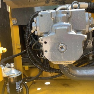 Komatsu PC200-7มือสองขุดส่วนประกอบหลักของปั๊มเครื่องยนต์เกียร์มอเตอร์ - Product Image 3