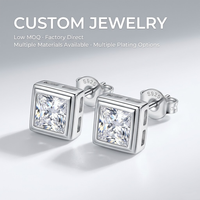 Yogoo Boucles d'oreilles tendance plaquées or pour hommes, coupe princesse, zircone cubique transparente