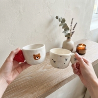Mug en céramique 200 ml style esthétique coréen avec anse en forme de cœur, motifs ours mignon, nœud papillon ou pois, idéal pour un cadeau