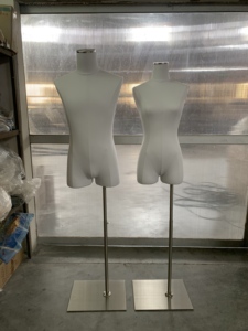 <span class=keywords><strong>Mannequin</strong></span> <span class=keywords><strong>de</strong></span> <span class=keywords><strong>couture</strong></span> professionnel en mousse, torse homme/femme, avec support métallique, pour la confection, le drapage et la présentation en vitrine - Product Image 1