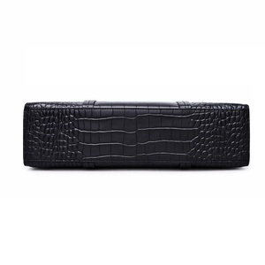 Porte-documents vintage en cuir véritable, motif crocodile, personnalisé de luxe, pour ordinateur portable - Product Image 4