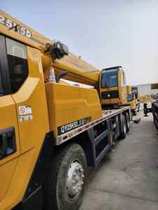 Grúa de camión móvil hidráulica de segunda mano oficial de XCMG, precio de elevación de pluma usada en el QY25K5D-3 - Product Image 6