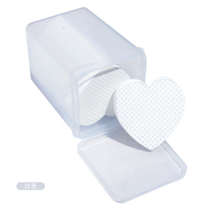 Toallitas para Uñas de Marca Privada en Caja de Plástico, Toallitas para Limpiar Pestañas y Uñas Sin Pelusa, Toallitas Rosadas con Forma de Corazón para Remover Esmalte de Uñas, 200 Unidades - Product Image 5