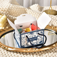 Boîtes à bonbons de mariage en gros 10,5*8,3*7,3 cm en papier kraft recyclé, boîte carrée avec poignée pour emballage alimentaire et cadeaux