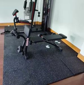 Venta Caliente: Baldosas <span class=keywords><strong>de</strong></span> Caucho <span class=keywords><strong>para</strong></span> <span class=keywords><strong>Gimnasio</strong></span> <span class=keywords><strong>de</strong></span> 1000*1000mm, <span class=keywords><strong>Material</strong></span> EPDM Antideslizante <span class=keywords><strong>de</strong></span> 50*50cm <span class=keywords><strong>para</strong></span> <span class=keywords><strong>Gimnasio</strong></span> Escolar, Campo <span class=keywords><strong>de</strong></span> Tiro, Impermeable - Product Image 2