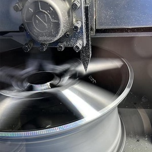 <strong>Hot</strong> <strong>Sale</strong> Mag Rim Polish Wheel Cutting Machine Cnc Wheel Lathe Alloy Wheel Repair Machine Suppliers DCM32P-S - Product Image 4