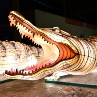 Chinesische Seiden-LED-Laternen Wasserdichte Tierformen Außendekoration für Festivals Halloween/Erntedankfest/Weihnachten/Neujahr