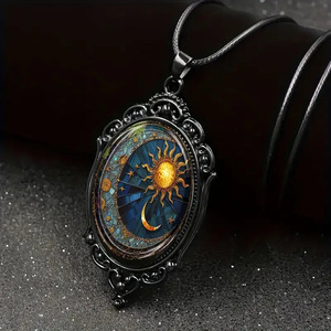 Affascinante Collana con Ciondolo Ovale in Lega e Catena a Bambù - <span class=keywords><strong>Gioielli</strong></span> Sole e Luna in Cornice Nera Design Sportivo Unisex - Product Image 1