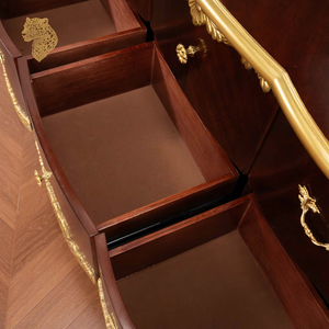 <span class=keywords><strong>Commode</strong></span> de luxe de style baroque français à 6 tiroirs en bois de caoutchouc massif avec feuille d'or appliquée à la main pour chambre et salon - Product Image 3