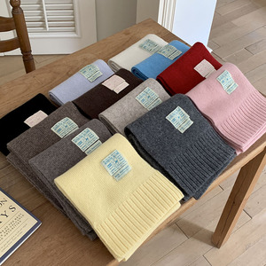 Écharpe en laine tricotée, couleur unie, chaude pour l'hiver, cache-cou pour hommes et femmes, style frais et doux, 100% laine, tricotage warp, origine Jinhua - Product Image 1