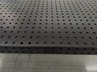 Table de fixation industrielle 3D flexible pour le soudage, le maintien des pièces et la production en atelier
