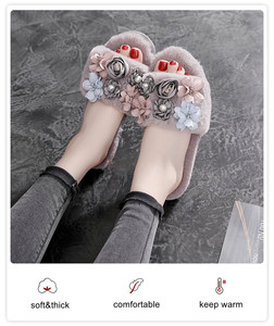Phụ Nữ Dễ Thương Hoa Phẳng <span class=keywords><strong>Flip</strong></span> <span class=keywords><strong>Flops</strong></span> Phụ Nữ Mềm Trong Nhà Slide Faux Thỏ Lông Giày Nữ In Hoa Bling Nhà Giản Dị Dép - Product Image 3