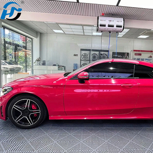 Vente en gros <span class=keywords><strong>de</strong></span> vinyle moulé en PET TPU très brillant cristal fraise rouge enveloppe <span class=keywords><strong>de</strong></span> voiture en vinyle un rouleau complet 1. 52X1.8 M/5X60FT pour voitures - Product Image 6