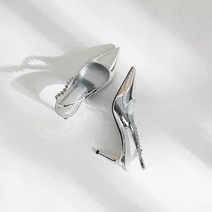 <span class=keywords><strong>Zapatos</strong></span> de Tacón Alto Elegantes Plateados para <span class=keywords><strong>Mujer</strong></span> 2024 de Punta Fina con Diseño de Zapato Salón para Uso Diario y Parte Superior de <span class=keywords><strong>Charol</strong></span> para Verano - Product Image 4