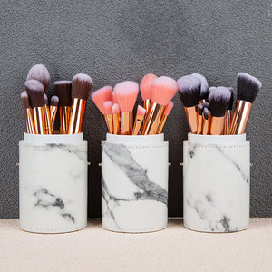 10 pièces outils de <span class=keywords><strong>maquillage</strong></span> professionnels poignée en marbre rose <span class=keywords><strong>Kit</strong></span> de <span class=keywords><strong>pinceaux</strong></span> de <span class=keywords><strong>maquillage</strong></span> avec baril - Product Image 3