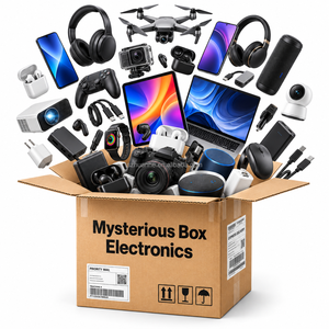 Paletas <span class=keywords><strong>de</strong></span> devolución <span class=keywords><strong>de</strong></span> productos electrónicos: Caja misteriosa con consola <span class=keywords><strong>de</strong></span> juegos, controlador y auriculares inalámbricos. Suministro listo para importadores globales. - Product Image 1