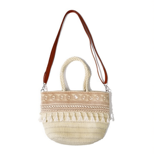 Borsa a Tracolla Quadrata in PU 30x22cm con Decorazione in Pizzo, Paillettes e Frange di Cotone - Product Image 1