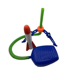 बच्चों के आउटडोर फोम लांचर पैड यूनिसेक्स टॉय संरचनाओं 100 + फीट लॉन्च प्लास्टिक जन्मदिन 3-6 + साल पुराना - Product Image 4