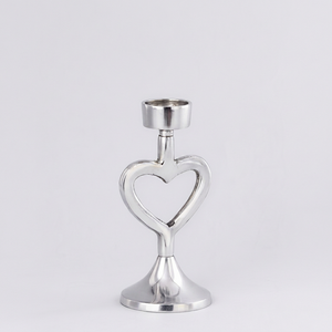 Portavelas en Forma de Corazón, Centros de Mesa para Bodas, Decoración de Alta Calidad, Portavelas de Aluminio para Mesa, Centros de Mesa Decorativos con Tres Luces - Product Image 1