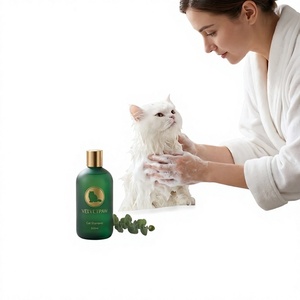 Shampoo pour chat à poils longs VELVETPAW Premium & Shampooing + Après-shampoing 2-en-1 Extrait de camomille Formule soie Pour chats persans et Maine Coon - Product Image 1