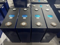 Stok jumlah besar dengan harga rendah untuk e. V 280k V1 Kelas B 3.2V 280Ah baterai Lithium prismatis 3.2V 280Ah Lifepo4 sel