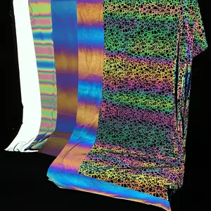 Silber Regenbogen bedruckter Polyester Spandex Stretch Reflective Fabric für modische Jacken kleidung