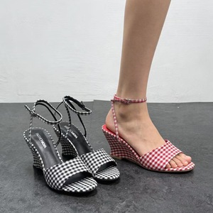 Tacones Altos de Plataforma con Diseño a Cuadros Rojos y Negros, Diseño de Punta Abierta, Cómodos y Transpirables, Forma en A, Versátiles - Product Image 4