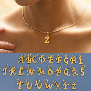 Amuleto Clásico con Iniciales |   Colgante de Letra del Alfabeto en Acero Inoxidable Chapado en Oro PVD de 18K para la Creación de Joyas |   Impermeable y Resistente al Deslustre - Product Image 3
