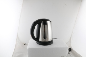 Bouilloire électrique grande capacité 1,7 L à double paroi anti-brûlure, faible MOQ, commande en gros pour l'Afrique - Product Image 2