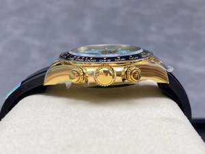 Nuevo Reloj Mecánico Automático de la Mejor Calidad, Acero Inoxidable, Movimiento 4131, Peso 151g, Reloj Cronógrafo Dorado y Azul - Product Image 2