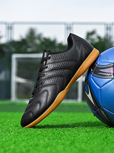 <span class=keywords><strong>Scarpe</strong></span> <span class=keywords><strong>da</strong></span> Futsal Nere e Bianche IC - Tacchetti <span class=keywords><strong>da</strong></span> <span class=keywords><strong>Calcio</strong></span> Traspiranti ad Asciugatura Rapida con Suola Piatta <span class=keywords><strong>per</strong></span> Allenamento Quotidiano OEM/ODM - Product Image 6