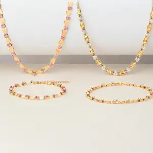 Nouvelle mode de cadeau pour fille en acier inoxydable plaqué or véritable 18 carats en forme de coeur diamant collier bracelet ensemble de bijoux pour femmes