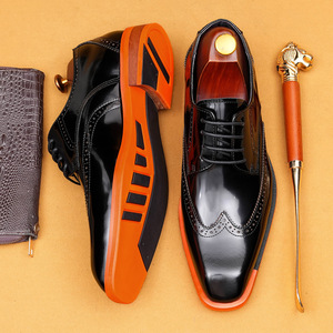 Chaussures en cuir brodé assorties aux couleurs, en cuir de vachette pleine fleur pour hommes, style britannique, pour tenue de cérémonie, banquet, mariage - Product Image 1
