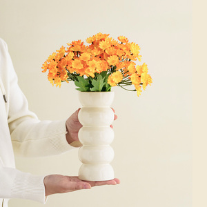 Jarrón de Cerámica Nórdico al por Mayor, Diseño Artístico Creativo para Uso en Interiores, para Hoteles, Bodas y Decoración del Hogar - Product Image 6