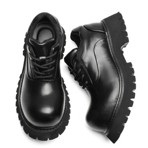 Chaussures derby à dessus épais à grosse tête Chaussures décontractées en cuir à dégagement limité pour hommes et femmes Chaussures de marche moto en cuir véritable - Product Image 2