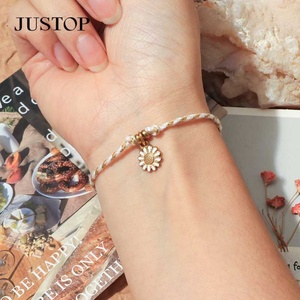 สร้อยข้อมือเชือกแบบปรับได้ยอดนิยมสำหรับหนุ่มสาวทำด้วยมือมีโซ่ที่ไม่ทำให้เสื่อมเสียและมีน้ำมันเป็นของขวัญสำหรับคู่รัก - Product Image 4