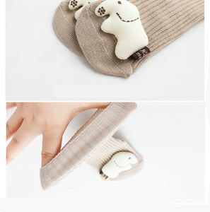 Chaussettes pour bébé, chaussettes en coton en vrac pour nouveau-né, chaussettes de sol pour bébé avec dessin animé 3D, antidérapantes - Product Image 4