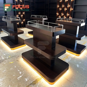 ตู้โชว์บุหรี่แบบกำหนดเอง ลายไม้ พร้อมชั้นวางกระจก ล็อคได้ ตู้เก็บบุหรี่ - Product Image 3