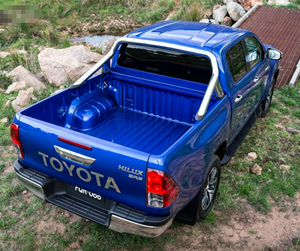 <span class=keywords><strong>Toyota</strong></span> Hilux 2.8D-4x4 <span class=keywords><strong>INVINCIBLE</strong></span> MHEV Usada <span class=keywords><strong>2022</strong></span>, Volante a la Izquierda, Dark Turbo - Product Image 3