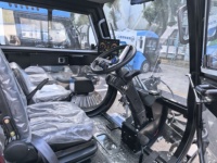 Balayeuse routière électrique articulée à batterie lithium pour travaux d'assainissement, avec direction assistée, pour le ramassage des feuilles