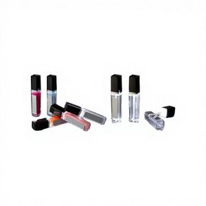 Brillo Labial Cosmético con Luz LED y Espejo, 9 ml, Tapa de Rosca de Plástico, Color Personalizado, Serigrafía - Product Image 1